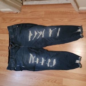 Medium blue extra short ripped jeans.